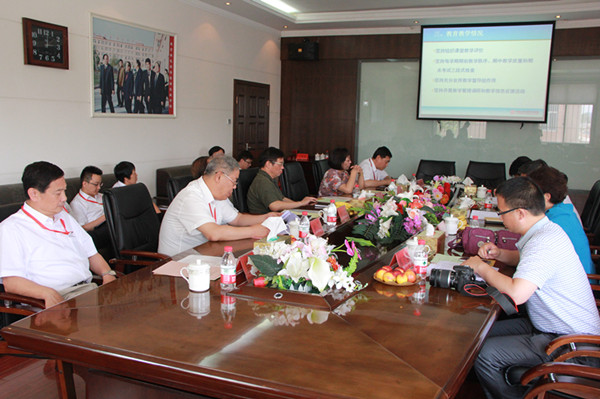 河北省民办教育协会调研组莅临AC米兰调研