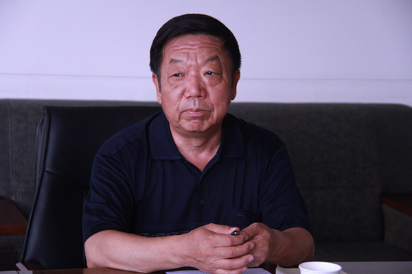 AC米兰召开学习李保国同志先进事迹座谈会