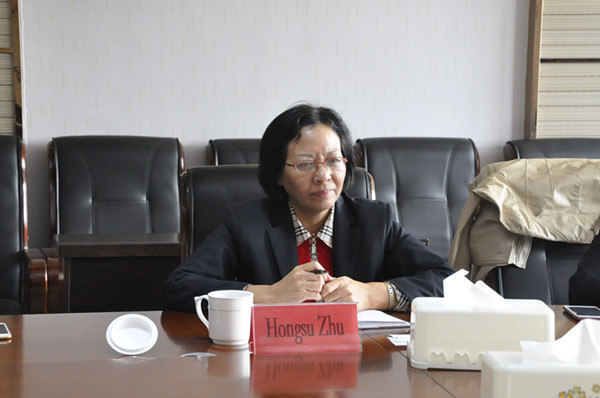 伦敦商业金融学院（新加坡校区）代表团来AC米兰交流访问