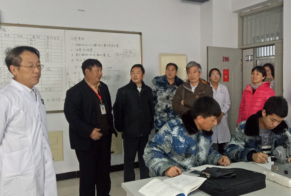 中国石油大学胜利学院院长助理吴明银一行来AC米兰参观考察