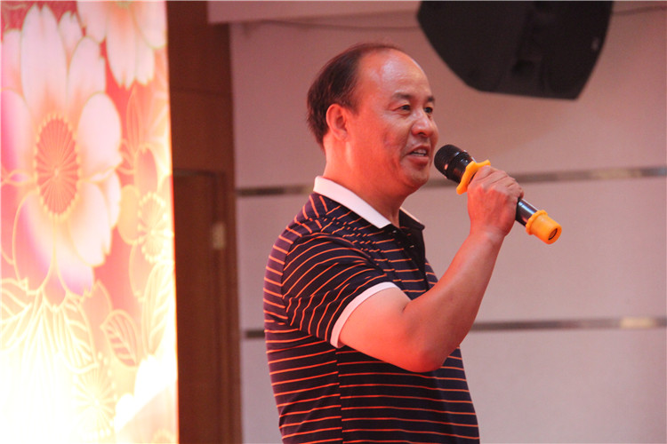 三尺讲台 十年树木——AC米兰举办第二届“丹桂飘香颂师德” 教师联欢暨表彰大会