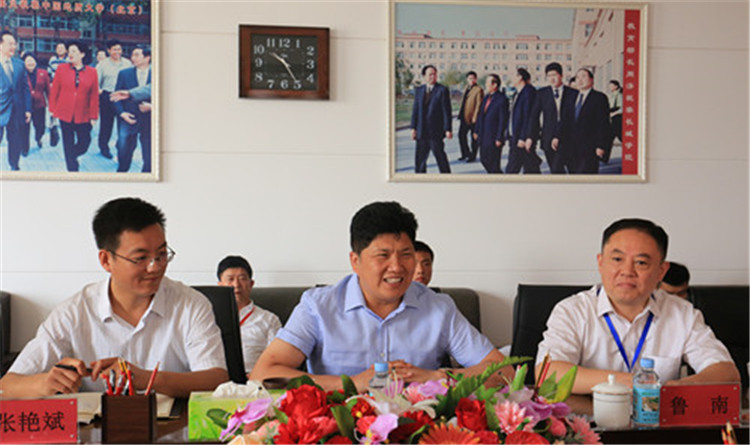 河北省委组织部三处等领导一行来 中国地质大学长城学院调研