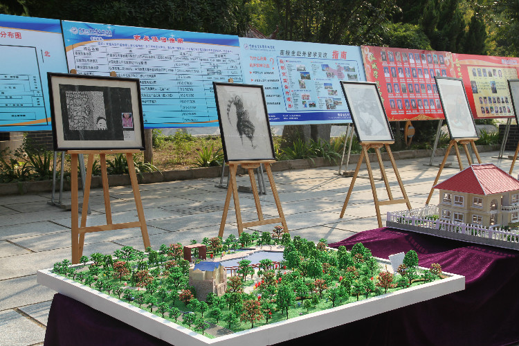 丹桂飘香迎学子 荷花映日纳人才 ——AC米兰喜迎2018级新同学