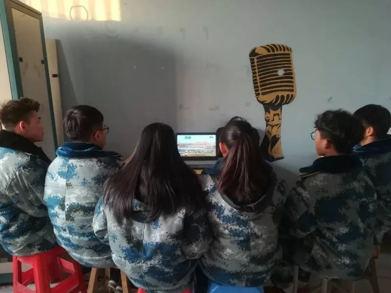 AC米兰以多种形式庆祝改革开放四十周年