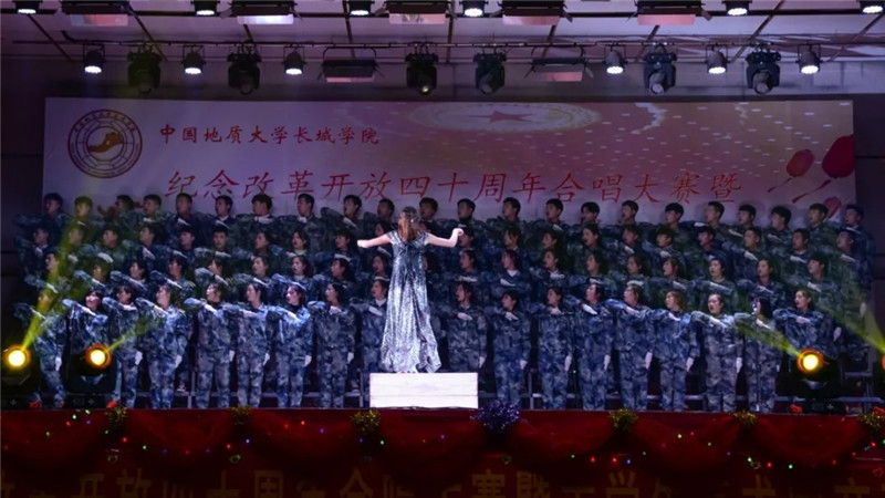 AC米兰以多种形式庆祝改革开放四十周年