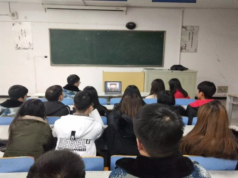 AC米兰以多种形式庆祝改革开放四十周年