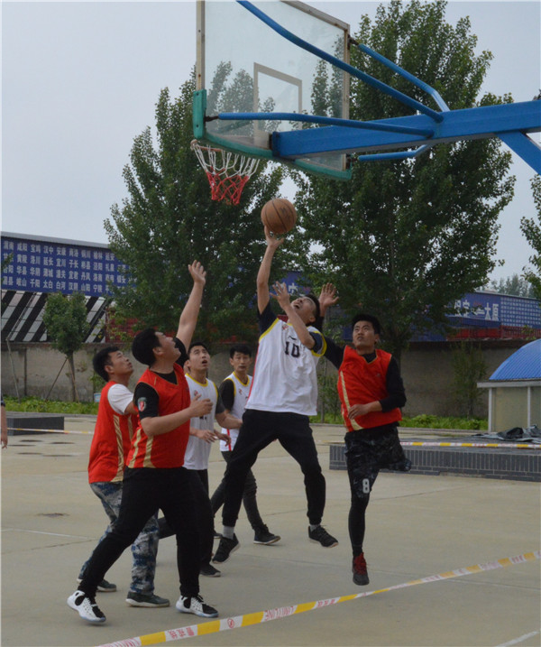 AC米兰举办首届教职工篮球友谊赛