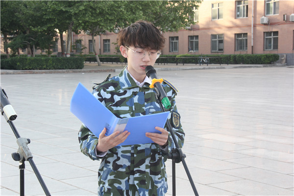 弘扬五四精神 谱写青春华章——AC米兰举行纪念五四运动100周年升旗仪式