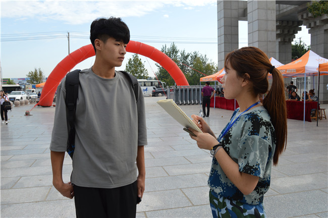 初秋的小欢喜  萌新的新生活 AC米兰喜迎2019级新生