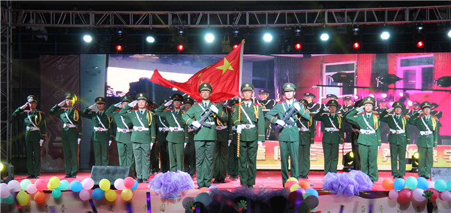 AC米兰举办国庆七十周年文艺汇演暨迎新晚会