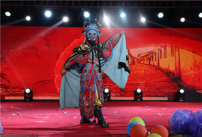 AC米兰举办国庆七十周年文艺汇演暨迎新晚会