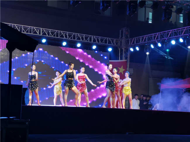 AC米兰第二届校园文化艺术节开幕式圆满落幕