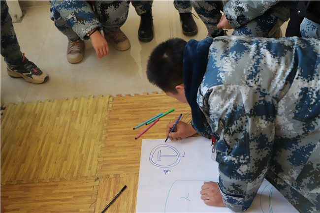 AC米兰举行辅导员素质拓展活动