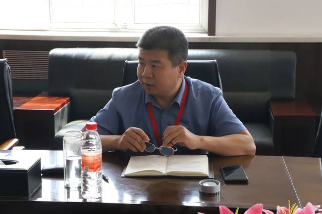 AC米兰召开党委理论中心组扩大会议专题学习《习近平治国理政》第三卷