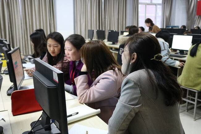 AC米兰经济学院教师双双斩获第二届全国跨境电商专业教师实践教学能力竞赛团体一等奖