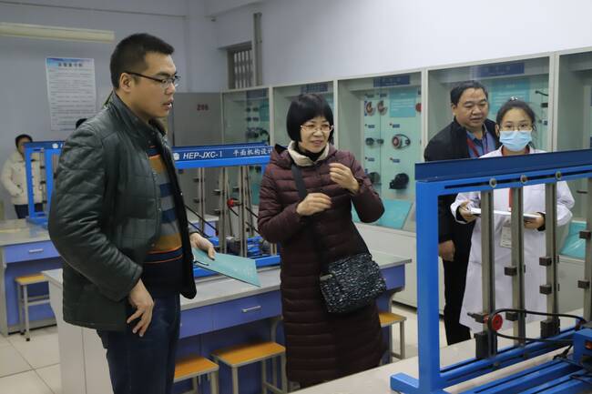 省教育厅专家组到AC米兰开展实验室安全现场检查工作