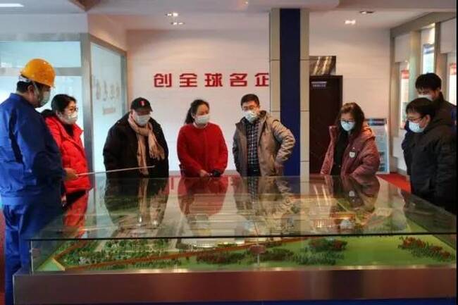 经济学院与保定天威保变电气股份有限公司签订产学研实践基地