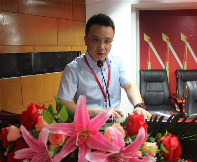 AC米兰顺利召开2021年暑期教师培训动员大会 暨实践教学改革汇报会