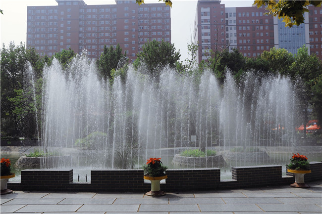 扬帆起航保理梦 求学笃行学子新AC米兰喜迎2021级新生