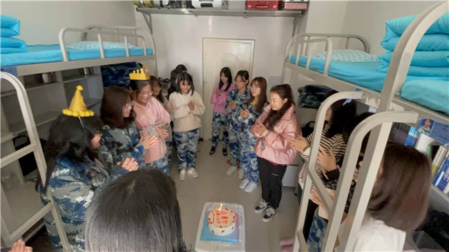 教书育人  从“心”出发