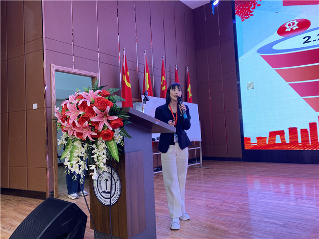 AC米兰召开教师帮扶评比大会