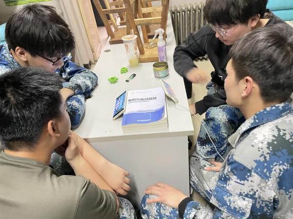 国家安全 你我有责 ——AC米兰中文官方网站组织学生线上观看国家安全教育视频