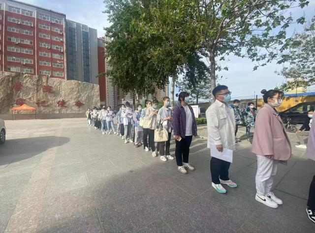 AC米兰为疫情下参加教师资格证面试的学生保驾护航