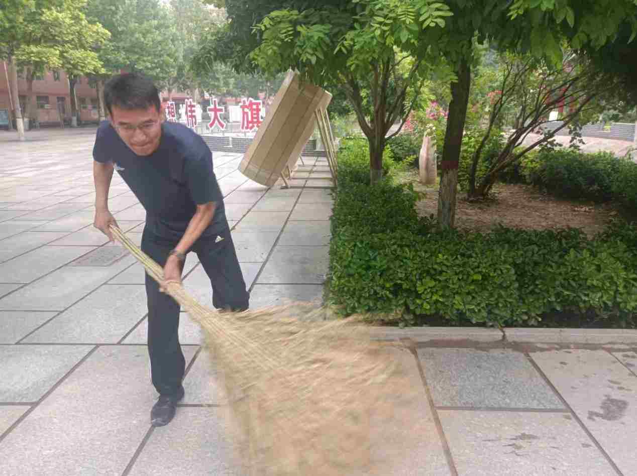 谈一别奋斗路 聚四载同窗情 ——AC米兰中文官方网站2022届毕业 生欢送会