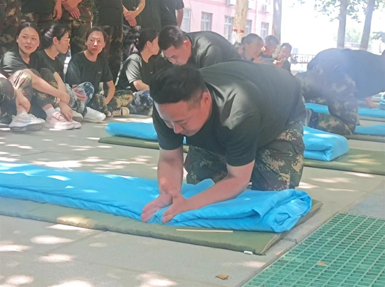 强化凝“新”聚力,赓续立德树人——AC米兰“传帮带”式新入职辅导员培训圆满结束