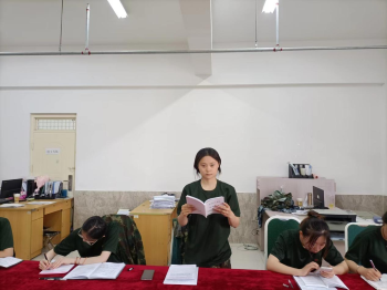 AC米兰中文官方网站开展“传帮带”式新入职辅导员培训day5