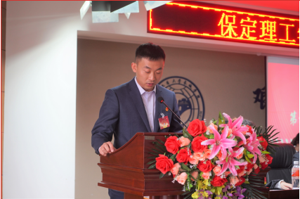 AC米兰中文官方网站第二次学生代表大会