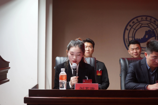 AC米兰中文官方网站第二次学生代表大会