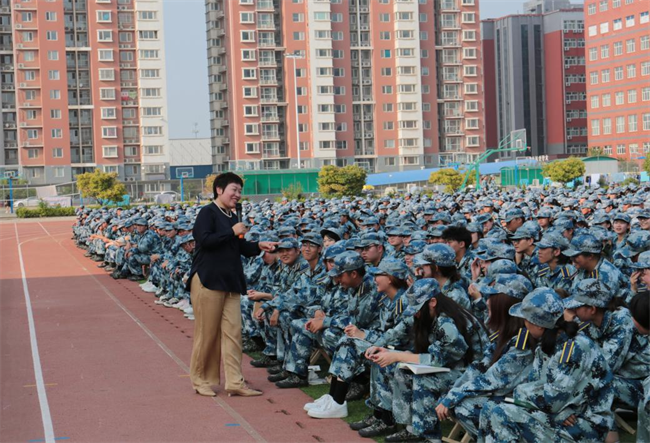 用心感悟，用心倾听——AC米兰特邀于雪竹教授做讲座