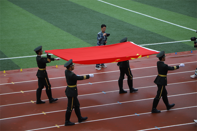 强国有我，意气正扬 ——AC米兰举行2023级新生军训结营式暨开学典礼