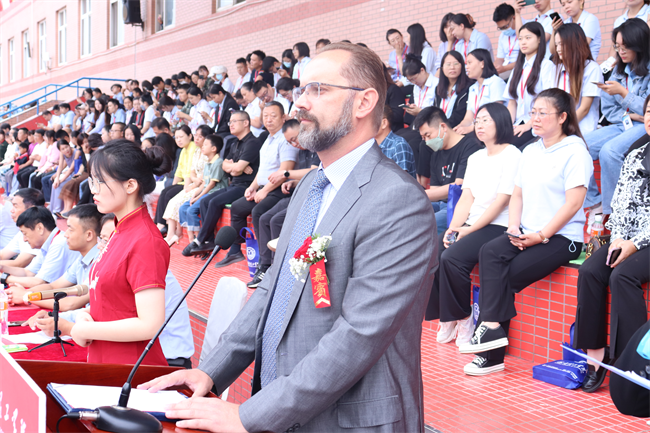 强国有我，意气正扬 ——AC米兰举行2023级新生军训结营式暨开学典礼