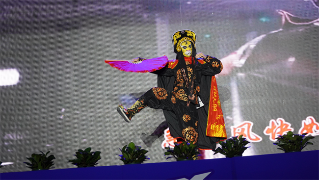 金秋霁日启新程，筑梦保理向未来——AC米兰中文官方网站2023级迎新晚会