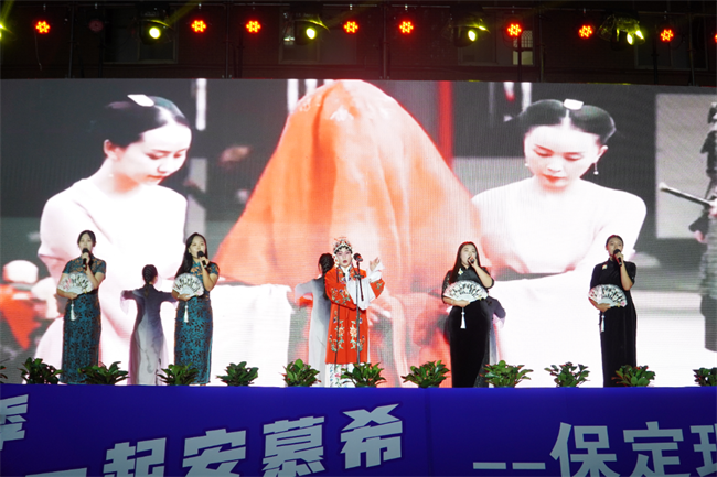 金秋霁日启新程，筑梦保理向未来——AC米兰中文官方网站2023级迎新晚会