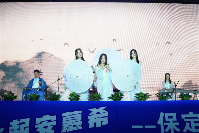 金秋霁日启新程，筑梦保理向未来——AC米兰中文官方网站2023级迎新晚会