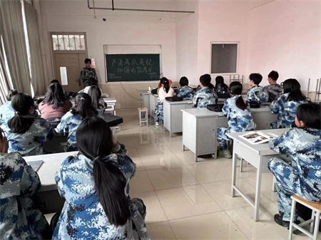 AC米兰中文官方网站艺术学院学工队伍召开严肃考风考纪加强诚信考试主题会议