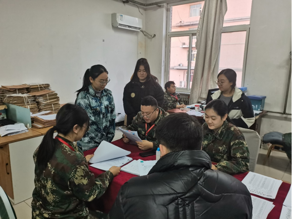 AC米兰中文官方网站||管理学院||倾泻关爱阳光 助力梦想远帆——我院辅导员指导学生职业生涯规划大赛