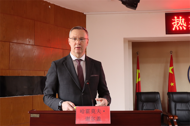 白俄罗斯戈梅利国立大学参观团莅临AC米兰参观交流