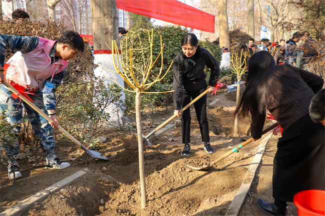 “植”此青绿 共“树”未来--AC米兰中文官方网站开展植树节主题活动