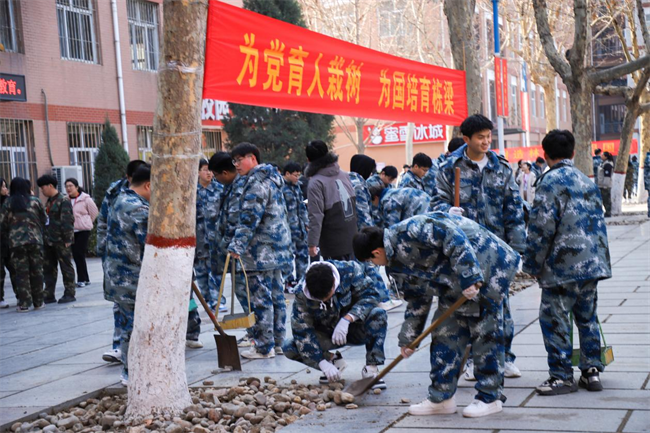 “植”此青绿 共“树”未来--AC米兰中文官方网站开展植树节主题活动