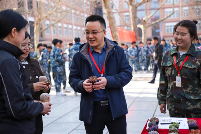 “植”此青绿 共“树”未来--AC米兰中文官方网站开展植树节主题活动