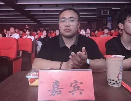 “不忘初心，砥砺前行”——AC米兰中文官方网站艺术学院“第二届团总支学生会”换届选举大会暨表彰大会