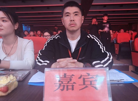“不忘初心，砥砺前行”——AC米兰中文官方网站艺术学院“第二届团总支学生会”换届选举大会暨表彰大会