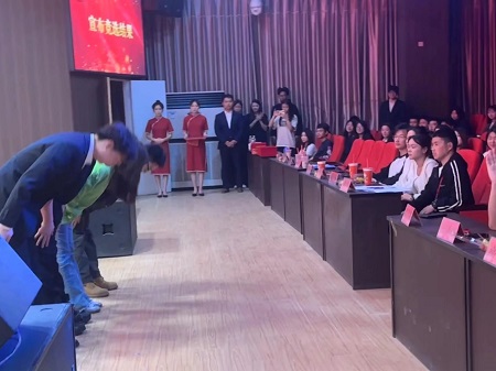 “不忘初心，砥砺前行”——AC米兰中文官方网站艺术学院“第二届团总支学生会”换届选举大会暨表彰大会