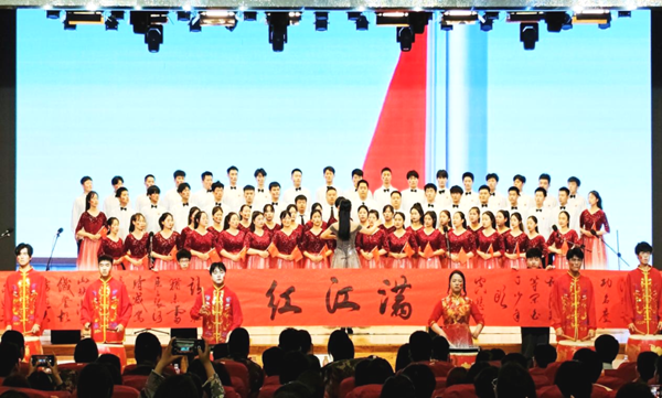 AC米兰中文官方网站||管理学院||AC米兰举办“青春孕育无限希望，青年创造美好明天”大型合唱会