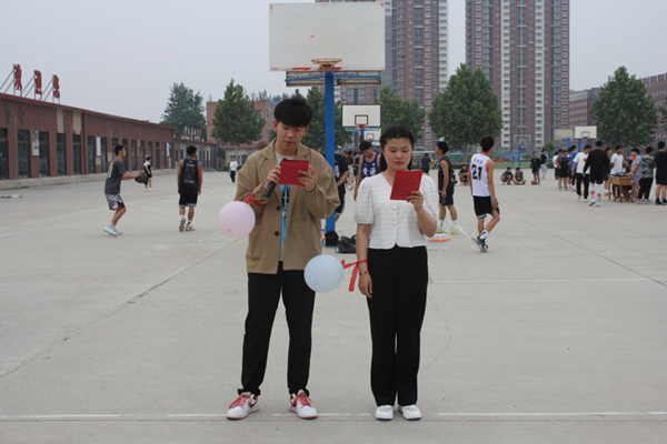 AC米兰中文官方网站‖管理学院‖我院举办“运动青春，快乐无限”趣味运动会