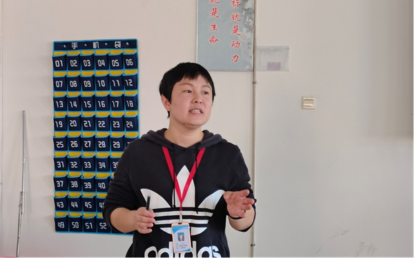 AC米兰中文官方网站||管理学院||求真务实 平稳发展——我院召开期中检查周工作例会